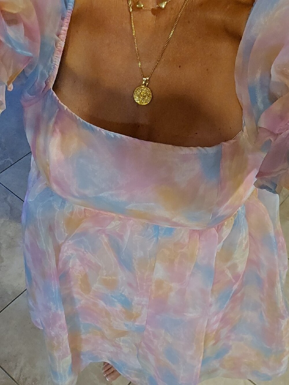 Ladies Pink Pastel Princess Vacation Summer Dress with Puffy Sleeves - Picture 6 of 9